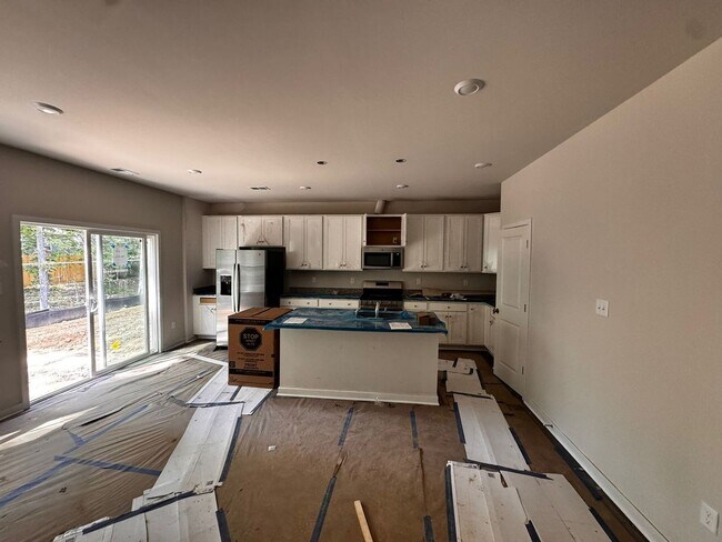 Building Photo - 6418 Gennaker Run