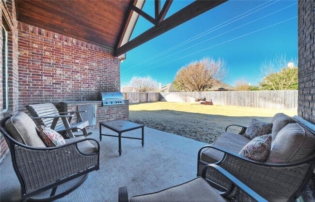 Building Photo - 19800 Moorlynch Ave