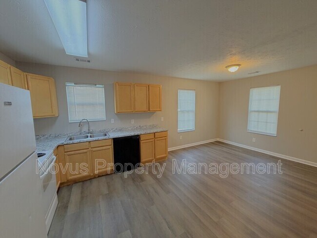 Building Photo - 191 Harvell Dr