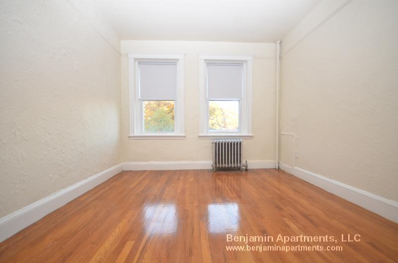 Building Photo - 66 Chiswick Rd