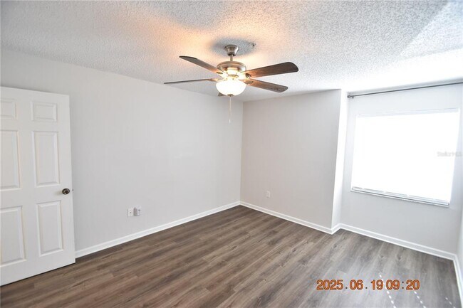 Building Photo - 2400 Feather Sound Dr