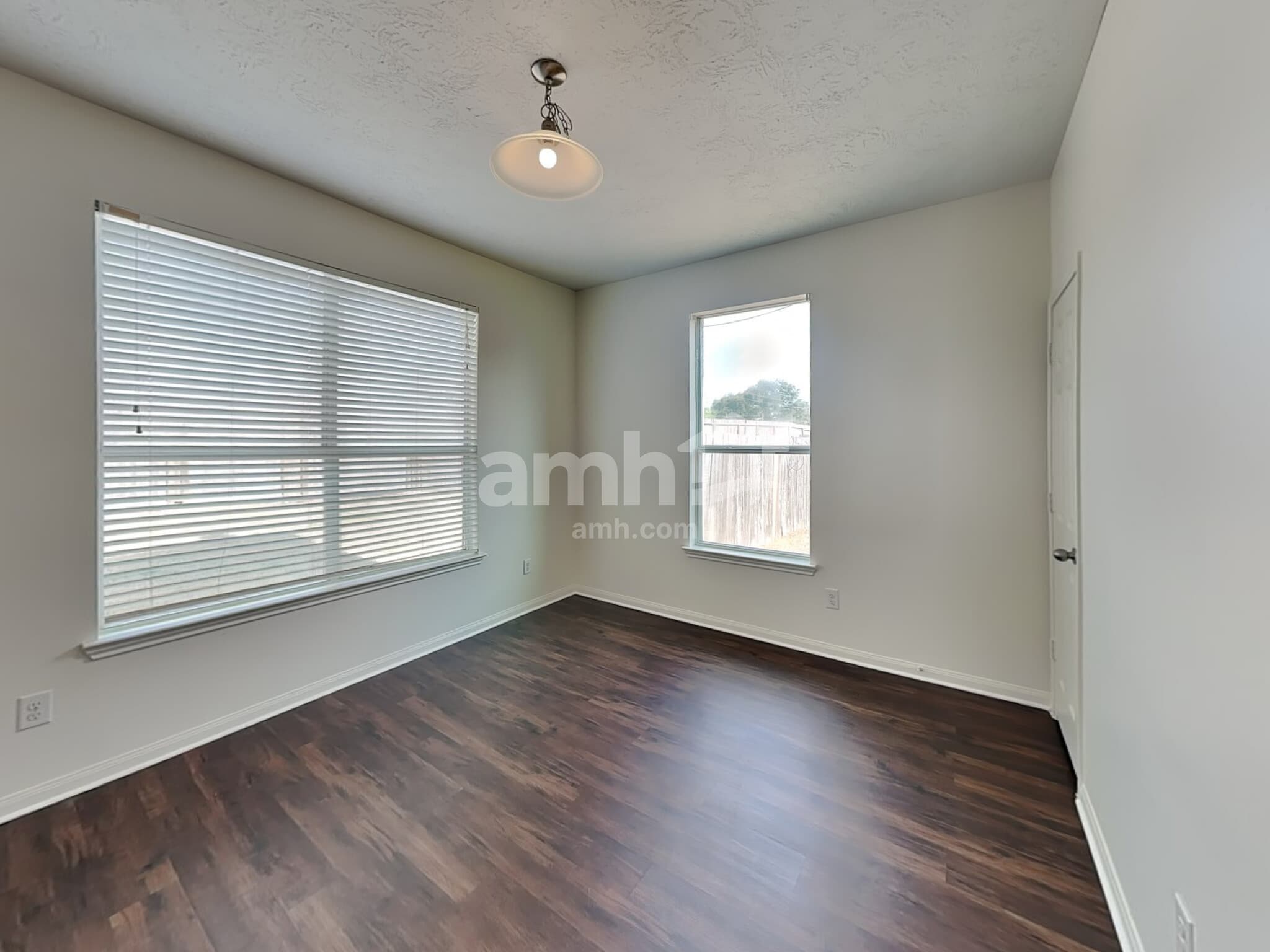 Building Photo - 3903 Hawthorne Glen Ct