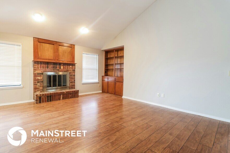 Building Photo - 2309 Paul Ct