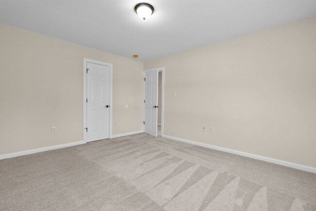 Building Photo - Norfolk Condo!