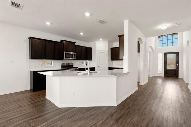 Building Photo - 400 Mante Ct