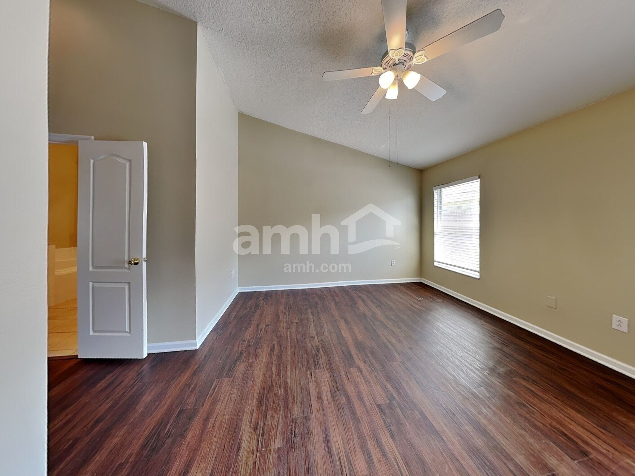 Building Photo - 30839 St Vincent Ct