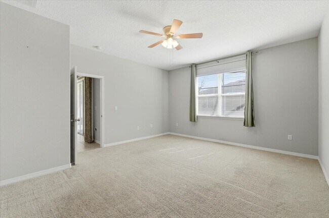 Building Photo - 145 Waterside Cir