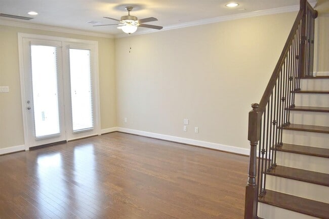 Building Photo - 215 Kendrick Pines Blvd