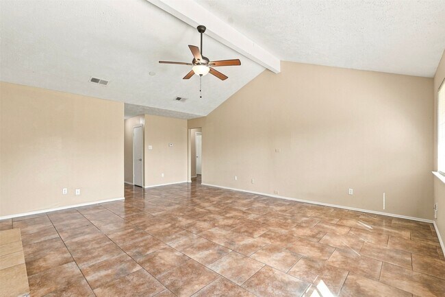 Building Photo - 19315 Spanish Needle Dr