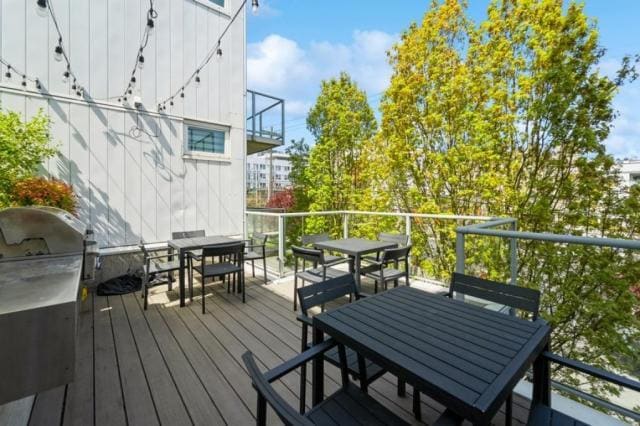Building Photo - 1 bedroom in Seattle WA 98109