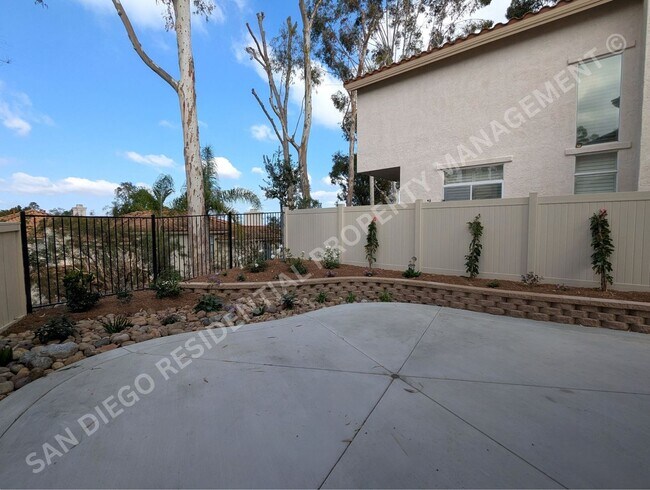 Building Photo - Stylishly Remodeled 2BR / 2.5BA in Prime Scripps Ranch Location