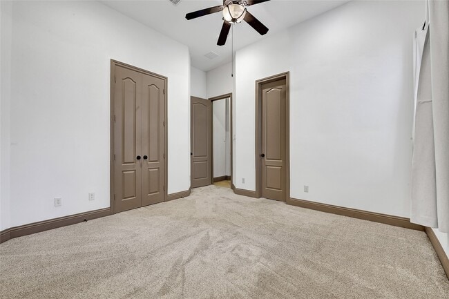 Building Photo - 6223 Duke Trail Ln