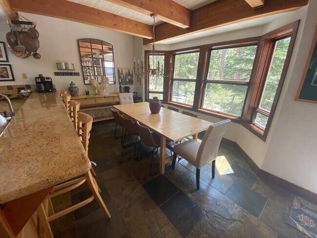 Building Photo - Truckee Ski Lease Available