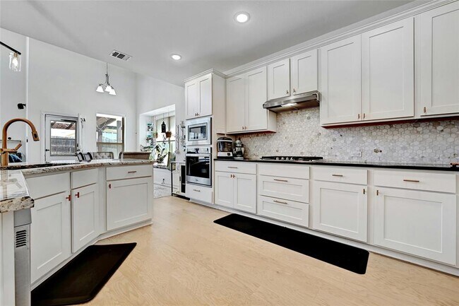Building Photo - 303 Cherrystone Loop