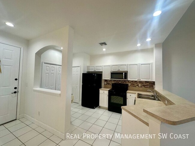 Building Photo - 4256 Liron Ave