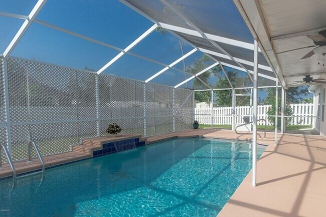 Building Photo - The Hammocks Phase I Pool Home-Lynn Haven