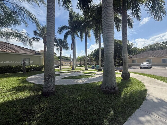 Building Photo - 13240 Old Biscayne Dr