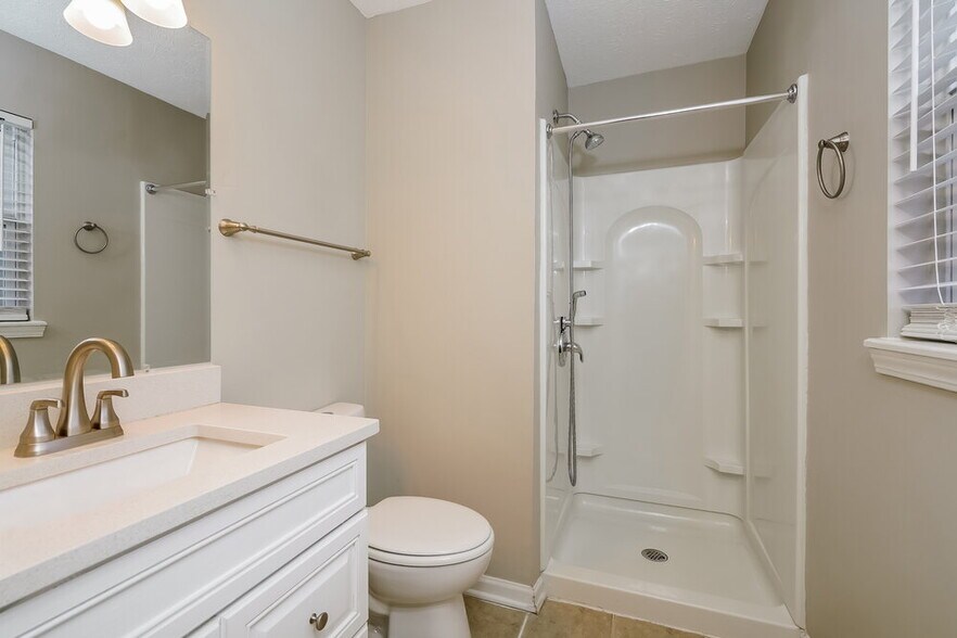 Building Photo - 7429 Carnation Ln