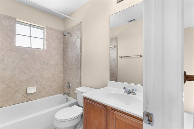 Building Photo - 3206 Luminoso Ln E