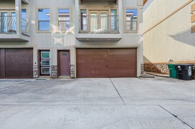 Building Photo - 2540 Prospect St