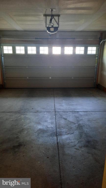 Building Photo - 325 Antilles Court