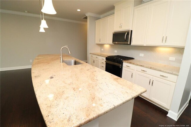 Building Photo - 410 Boscawen Ln