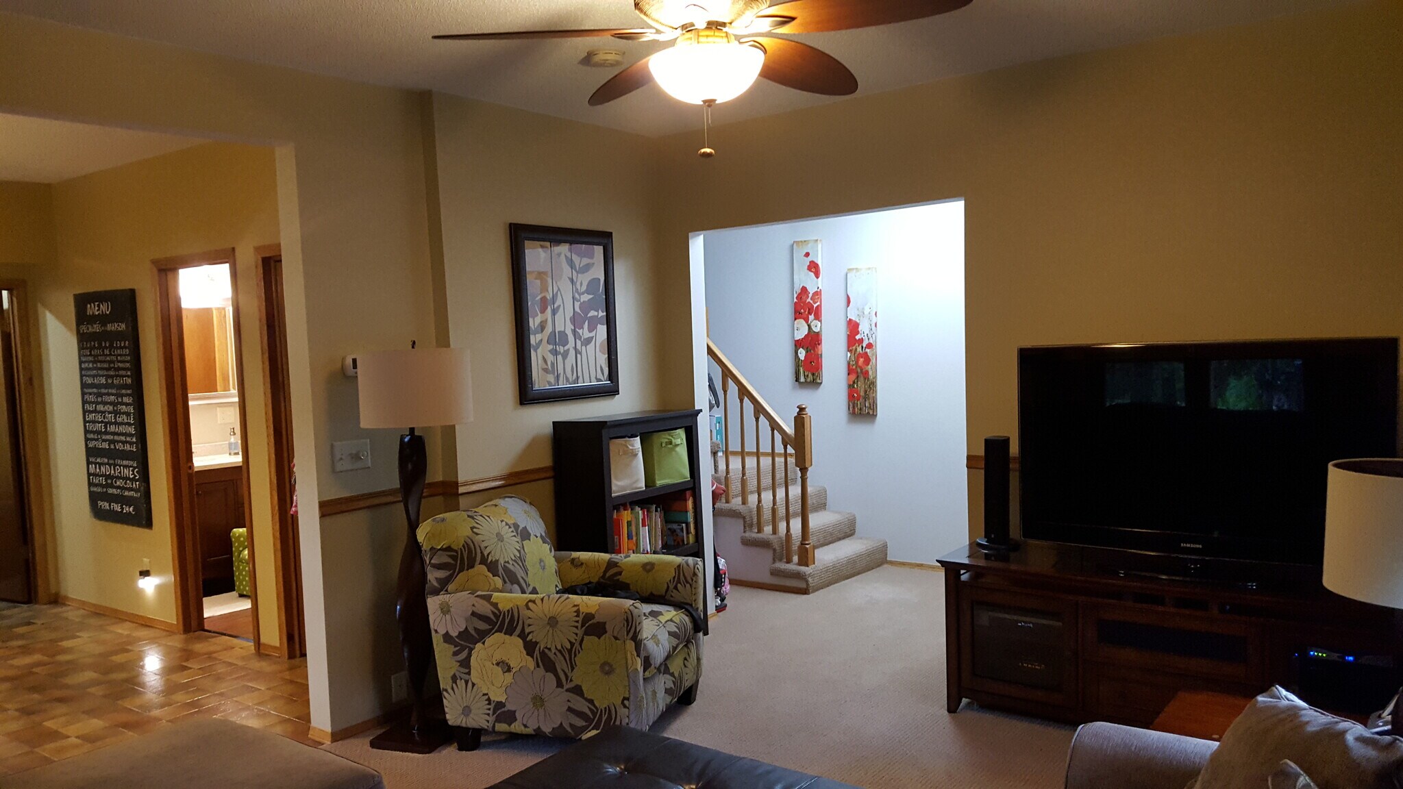 Living room/Entry/Stairs to 2nd Floor Bedrooms - 143 River St
