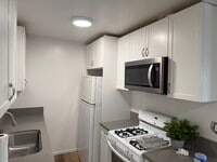 Building Photo - Camarillo Apartments