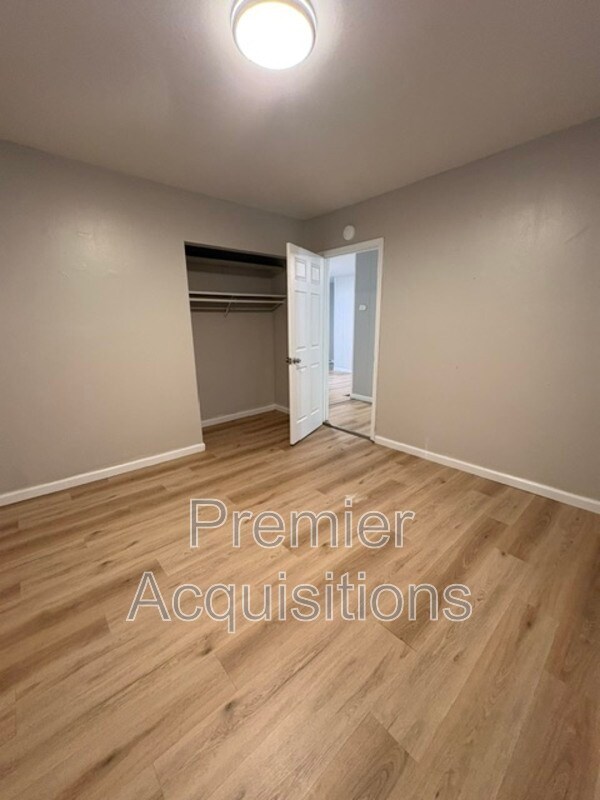 Building Photo - 3216 Franor St