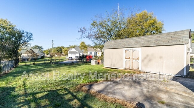 Building Photo - 3023 Rector St
