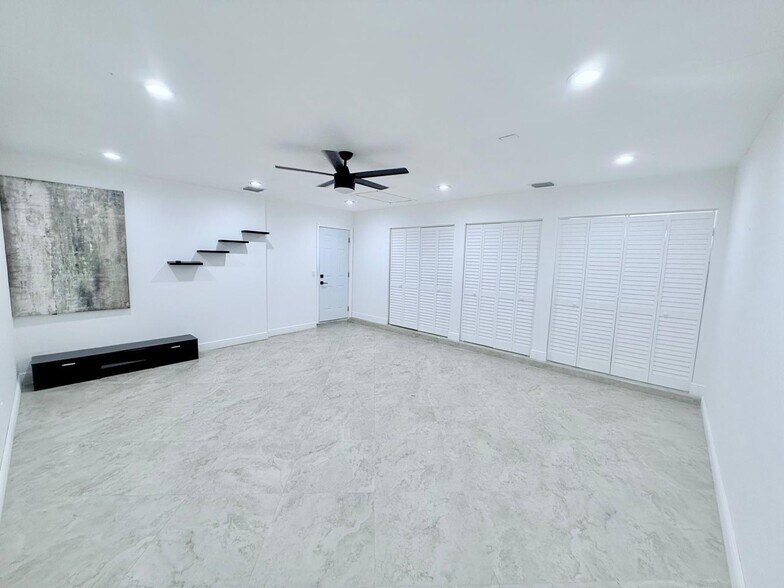 Building Photo - 34 Paxford Ln