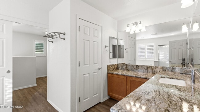 Building Photo - 33915 S Colony Dr