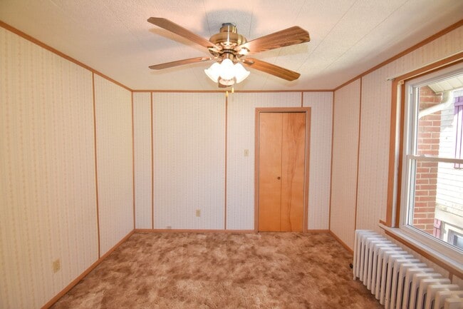 Building Photo - Large Home in Loganton with 1 Car Garage!