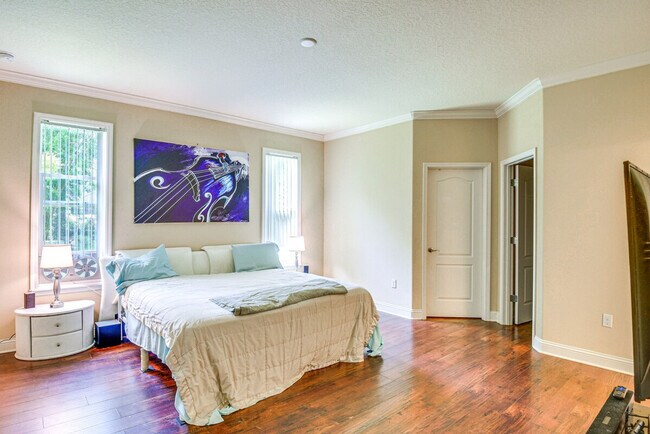 Building Photo - 1 Slate Blue Pl