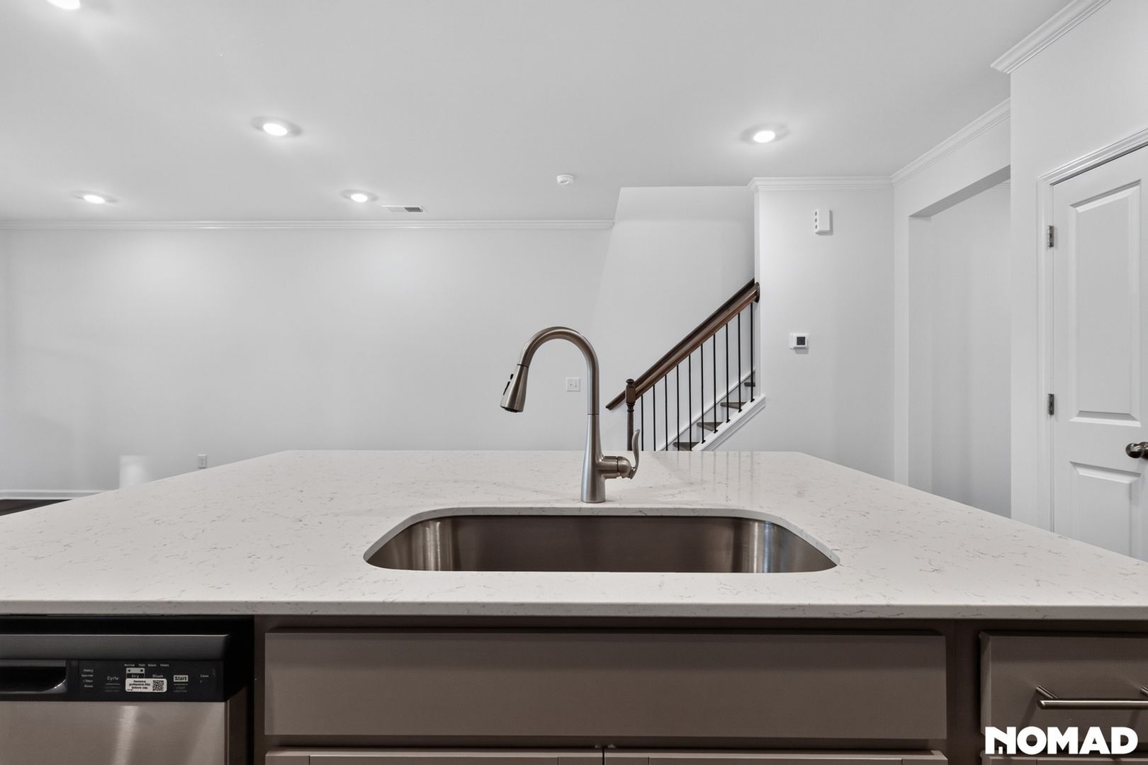 Building Photo - 104 Tree Moss Ct
