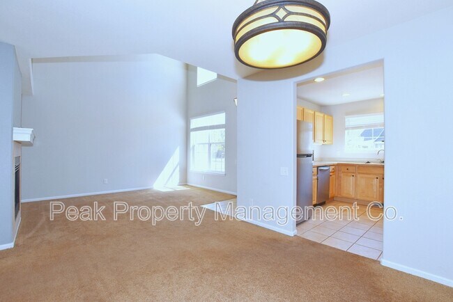 Building Photo - 2203 Copper Creek Dr