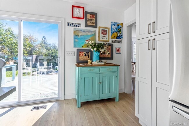 Building Photo - 312 5th Ave