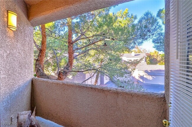 Building Photo - 5250 S Rainbow Blvd