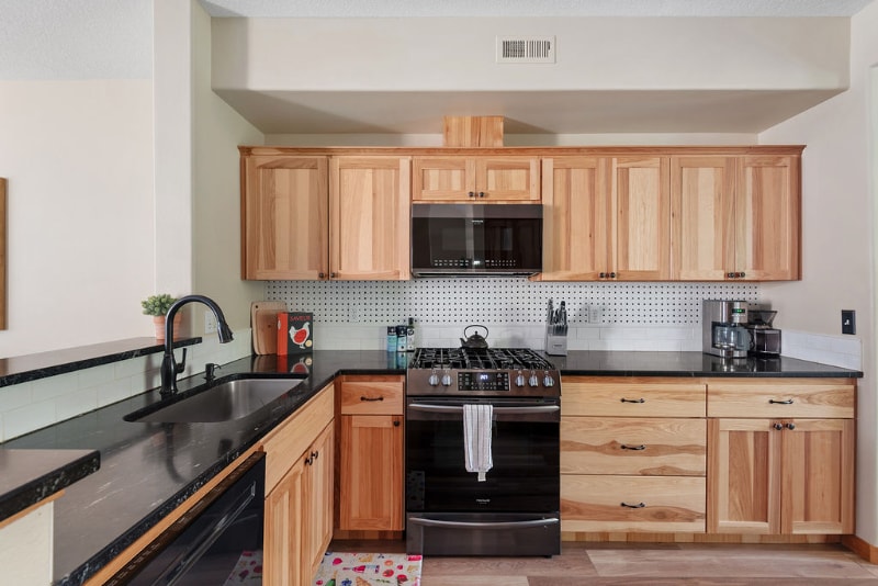 Building Photo - 10237 NW Wilshire Ln