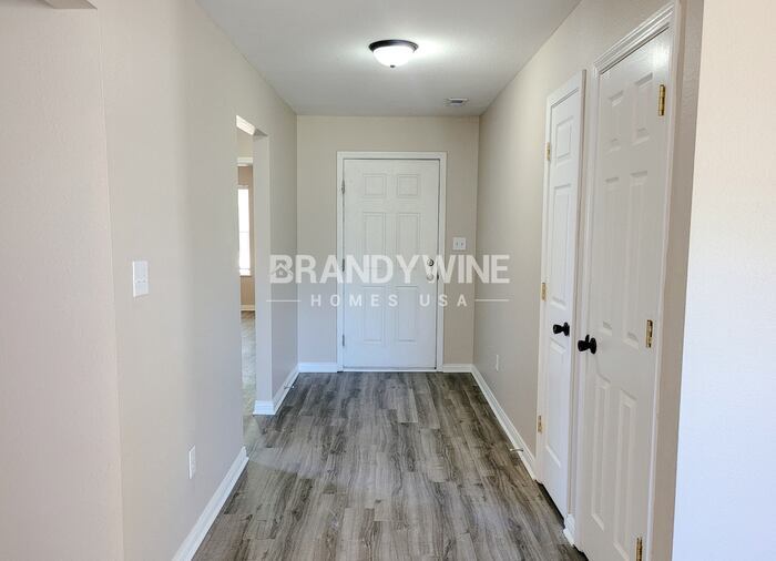 Building Photo - 2759 Rothe Ln