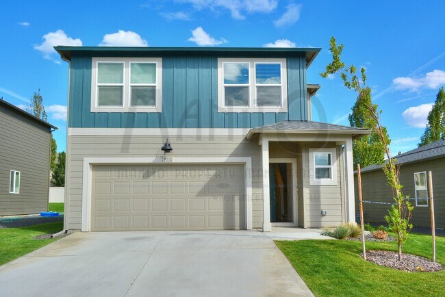 Primary Photo - Beautiful Indian Trail Home