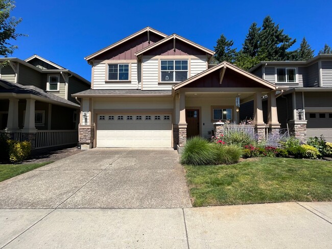 Primary Photo - Beautiful 4Bd + 2Ba With Gorgeous Green Vi...
