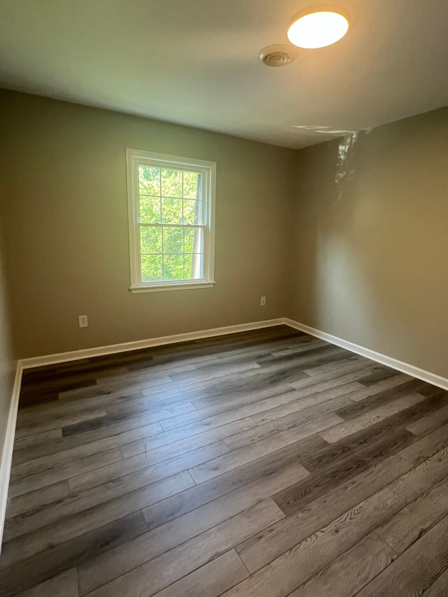 Building Photo - 3413 Stonehenge Sq