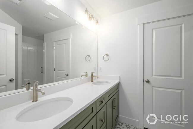 Building Photo - Brand New Townhome in Lehi Utah!