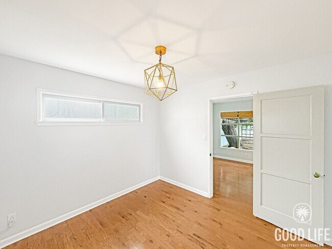 Building Photo - Marlborough Dr (Units 4519-4521)
