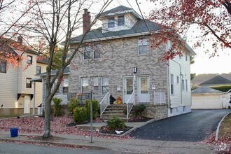 Building Photo - 424 Lafayette Ave