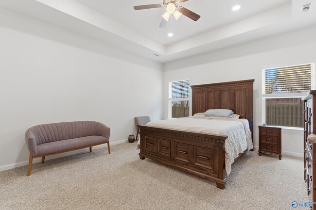 Building Photo - 344 Sandy Oak Dr