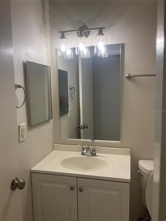 Building Photo - 3830 Valley Tree Dr