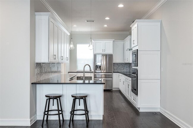 Building Photo - 222 S Audubon Ave