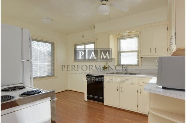 Building Photo - 3746 N 86th St